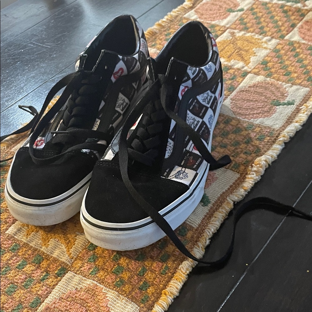 Vans Black and White Men's Sneakers